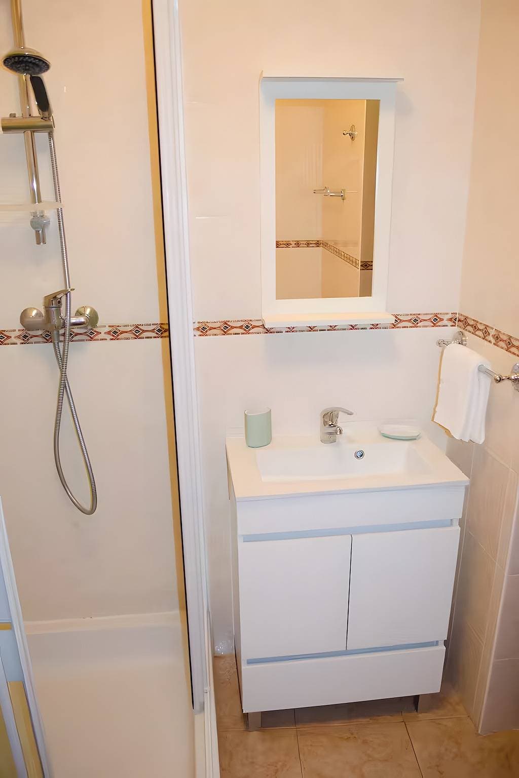Foto 10 von 13: Casa Vitorino – Nur 5 Gehminuten vom Strand Mareta entfernt