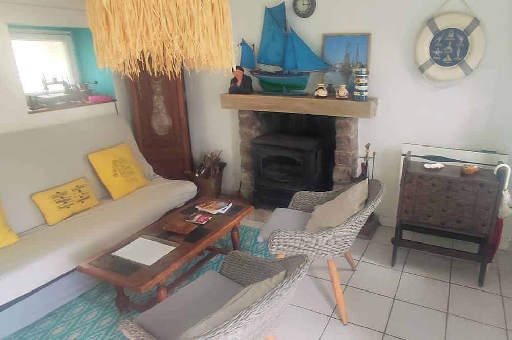 Foto 5 von 12: Single-storey house, typical of Brittany,. animals accepted.