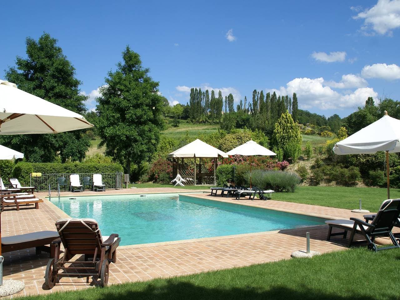 Foto 8 von 38: Ferienhaus in Montone mit Pool & Terrasse