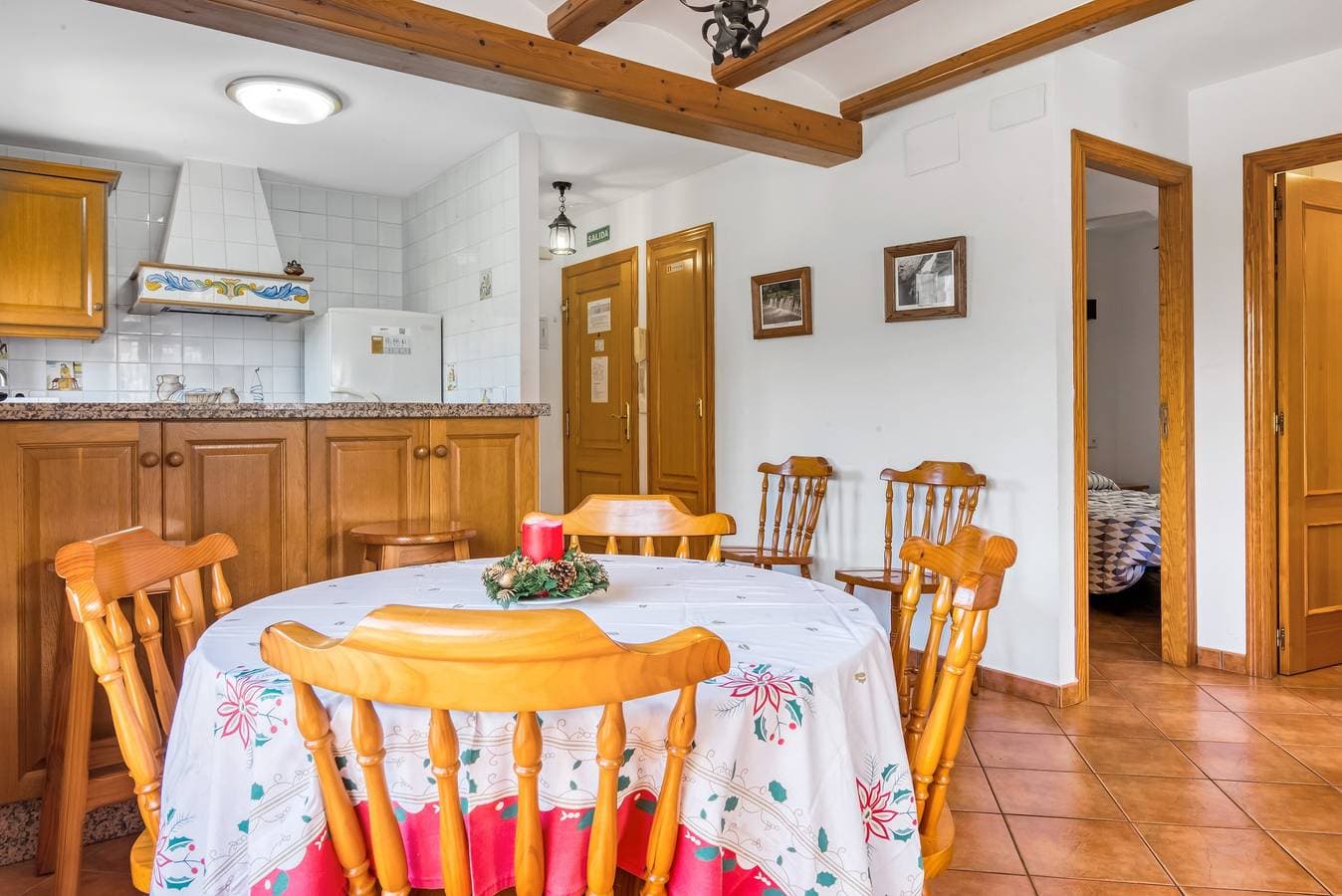 Foto 6 von 34: Ferienwohnung 'Cavall Vert' mit Bergblick, Wi-Fi und Klimaanlage