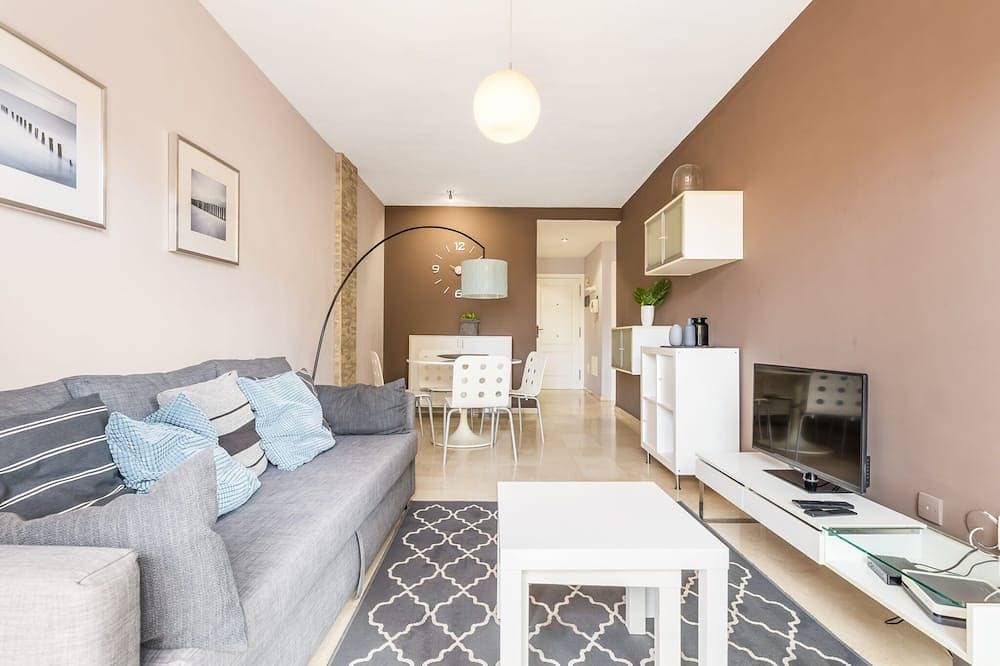 Foto 7 von 21: Nouveau. Bel Appartement Avec Jardin