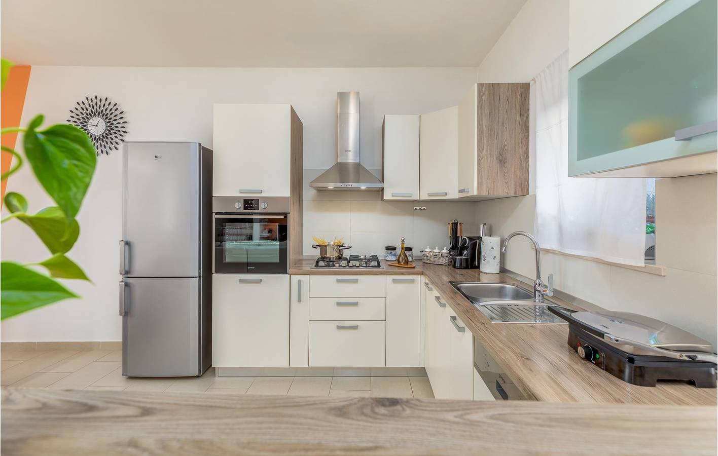Foto 10 von 33: Geräumige 140 m² große Wohnung mit WLAN und Terrasse in der Nähe des Stadtzentrums von Svetvinčenat