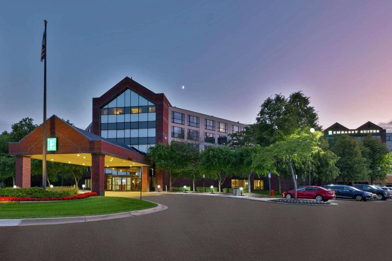 Hotel Auburn Hills 1
