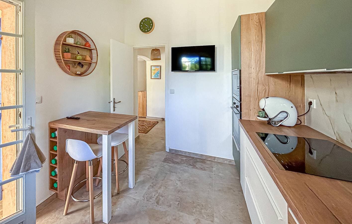 Foto 8 von 29: Reizende 1-Zimmer-Wohnung in der Nähe der Plage d'Anthéor mit Pool und WLAN
