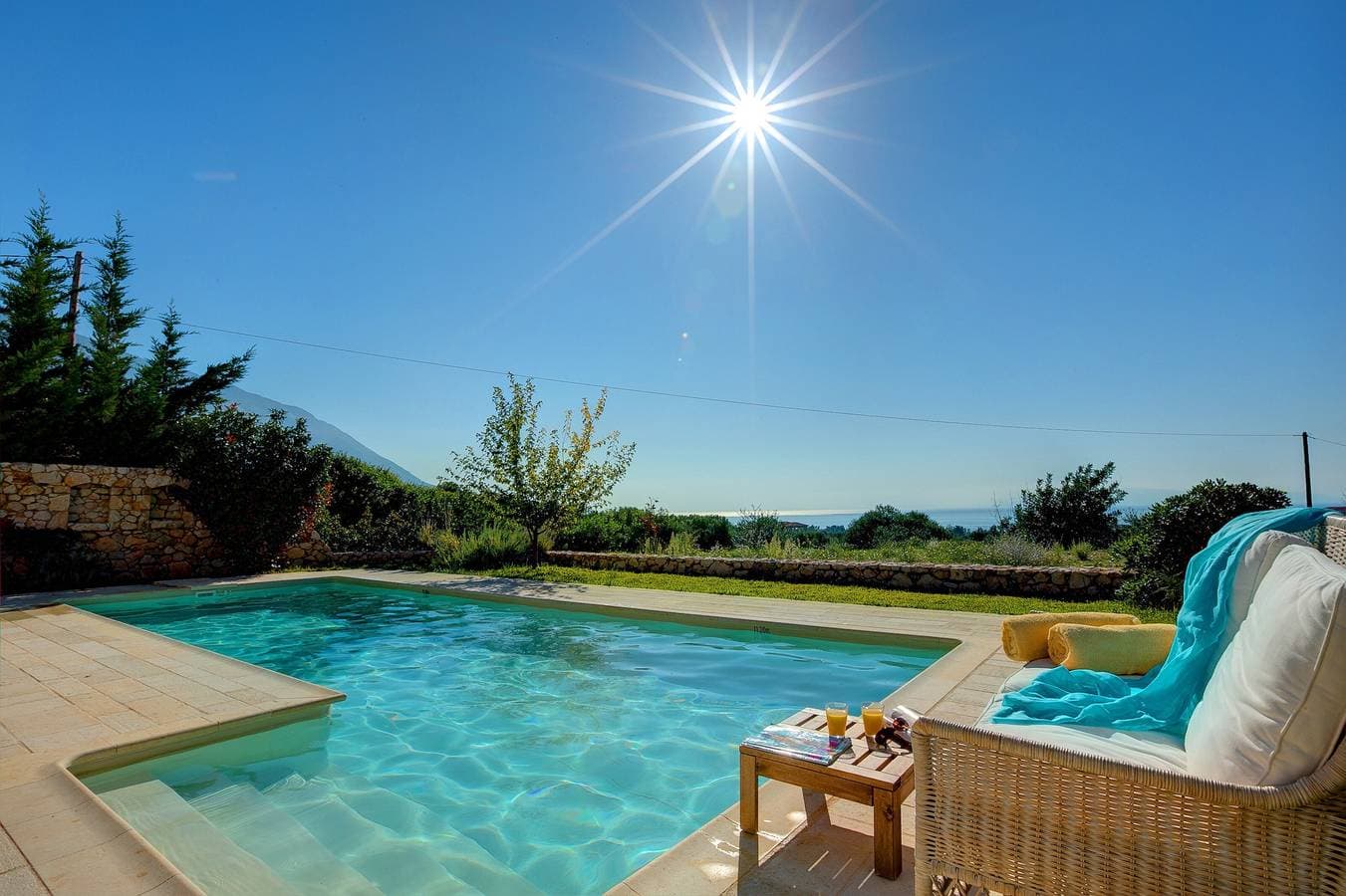 Foto 2 von 18: Villa 'Ippokampos Ideales Resort' mit Meerblick, WLAN und Klimaanlage