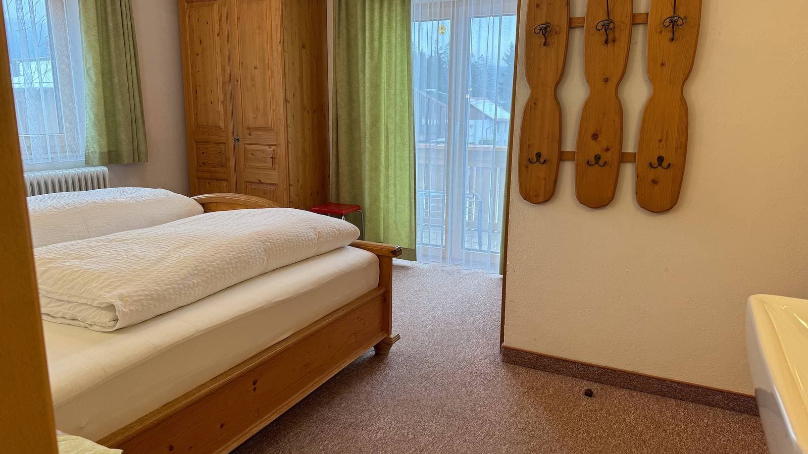 Foto 10 von 26: Einzimmerapartment '3' mit Bergblick, Gemeinschaftsterrasse und Wi-Fi