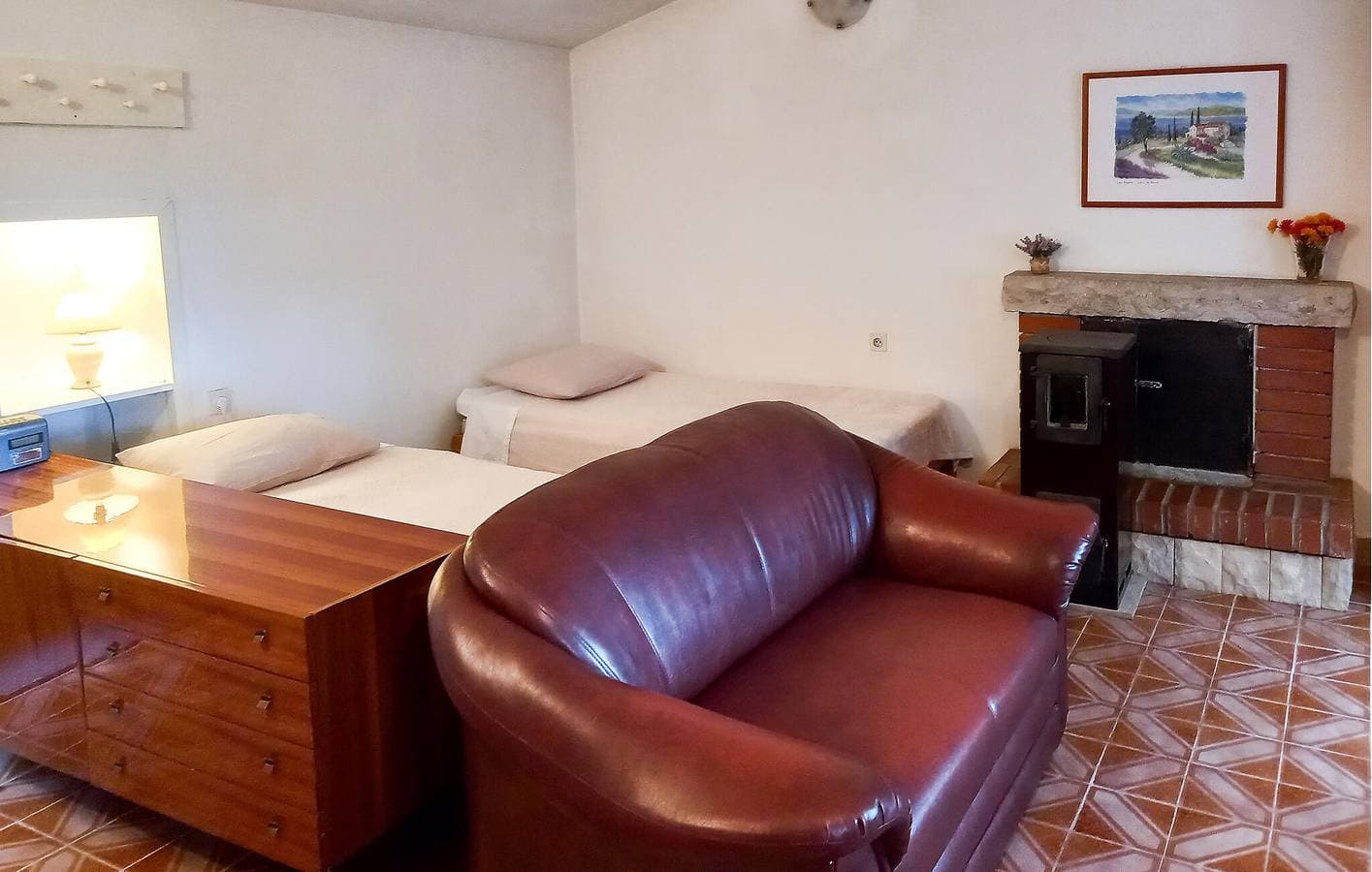 Foto 4 von 21: Gemütliche Ferienwohnung mit Terrasse, Parkplatz, 2 km vom Strand entfernt