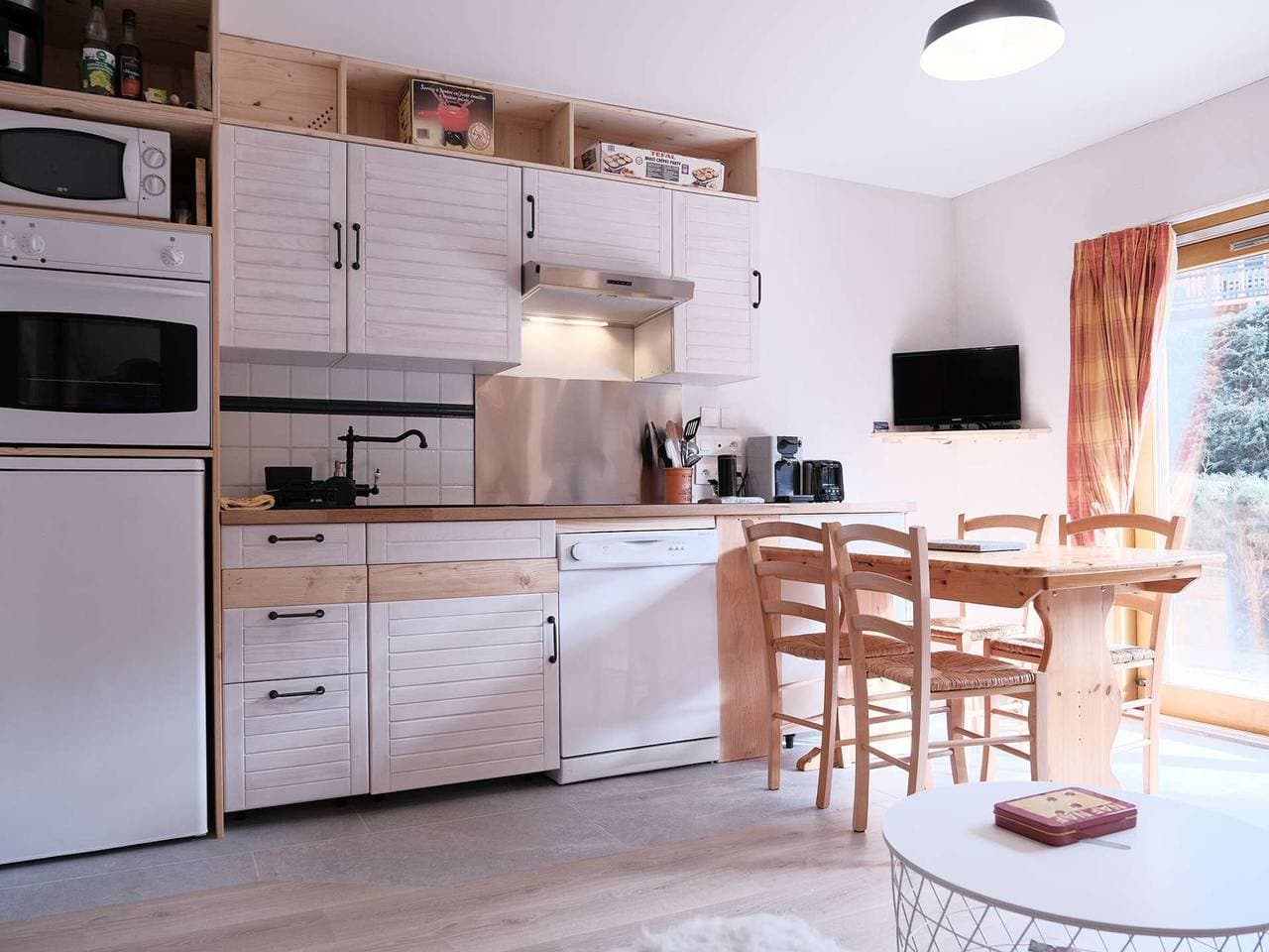 Foto 7 von 14: Gemütliches Apartment für 3 Personen mit Pool, in der Nähe von Geschäften und Skiliften.