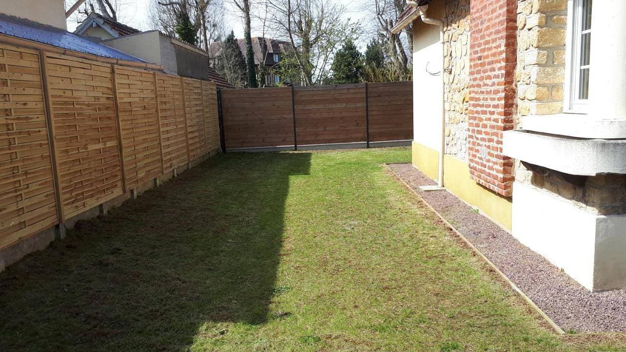 Foto 10 von 27: Three-Bedroom House