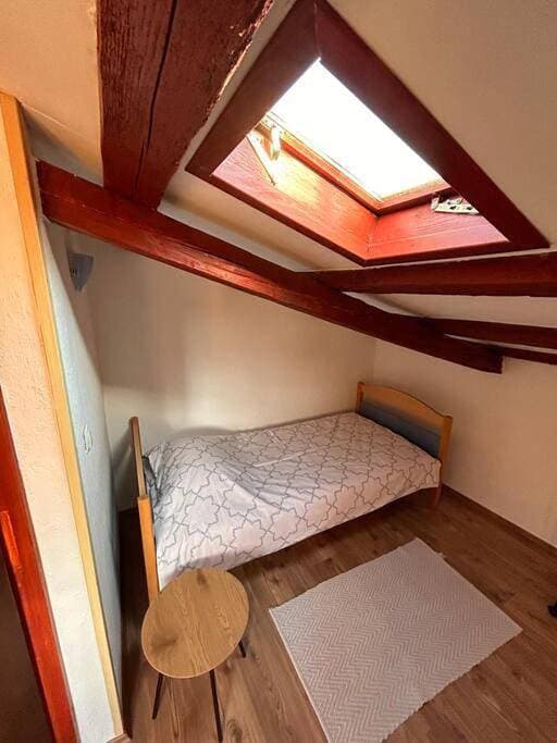 Foto 9 von 18: One-Bedroom Apartment