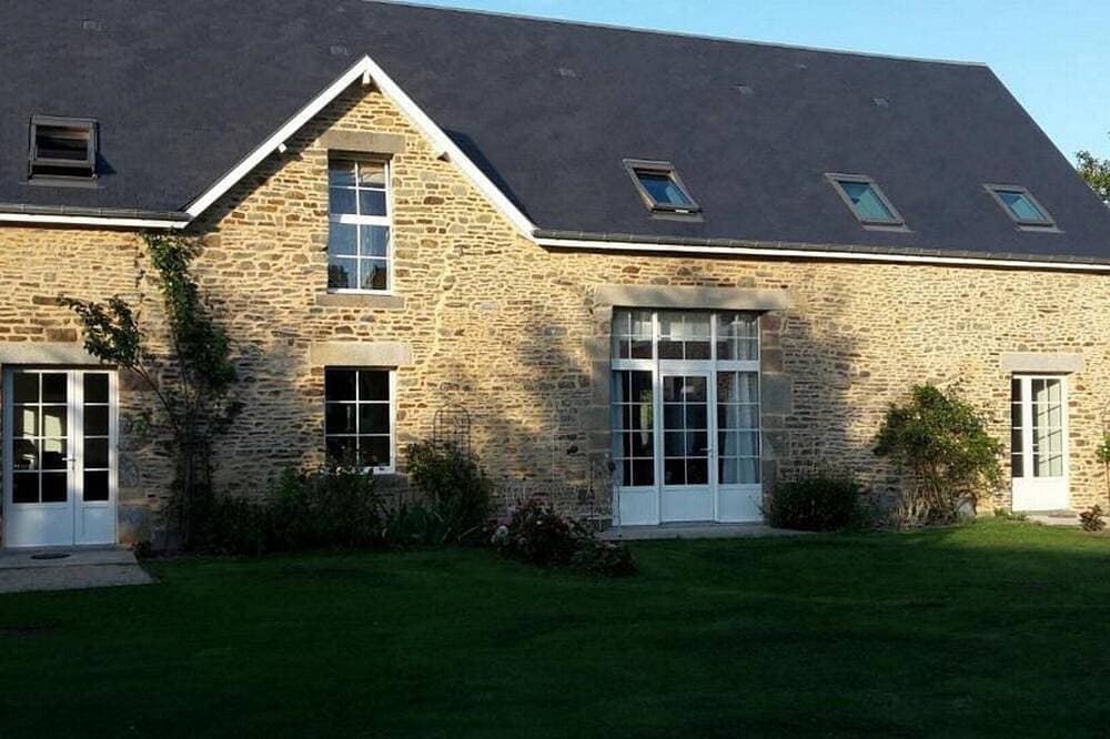 Großes Einfamilienhaus in der Nähe der Bucht von Mont-Saint-Michel 1