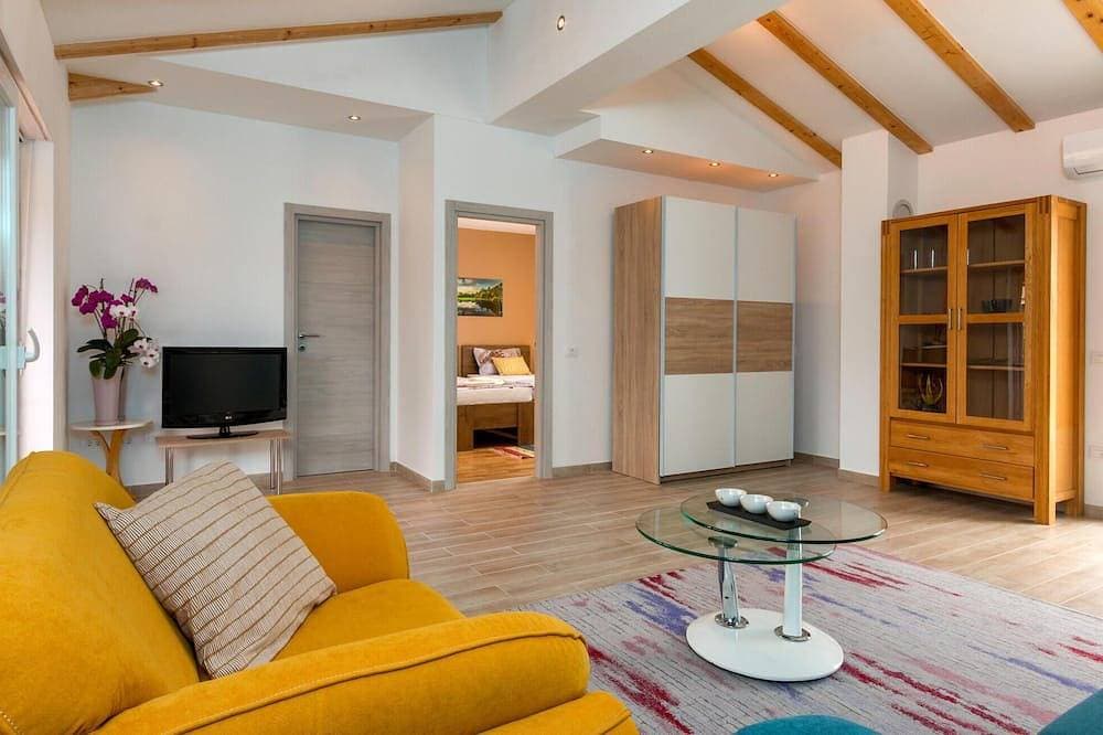 Foto 12 von 30: Luxurious home in Pula