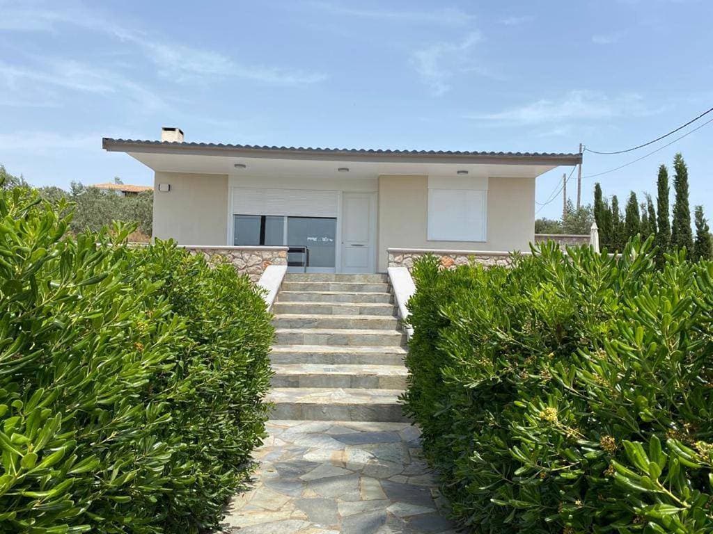Porto Heli Quiet Villa by the Sea 1