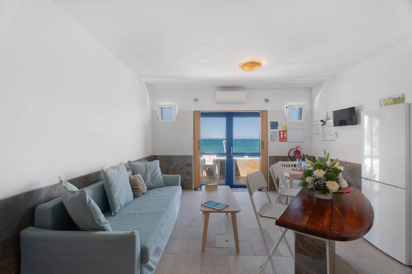 Foto 2 von 29: Apartment 'Playa Azul - 2' mit Meerblick, WLAN und Klimaanlage