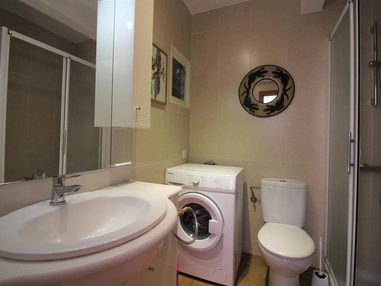 Foto 12 von 23: Apartment mit Meerblick und Gemeinschaftspool