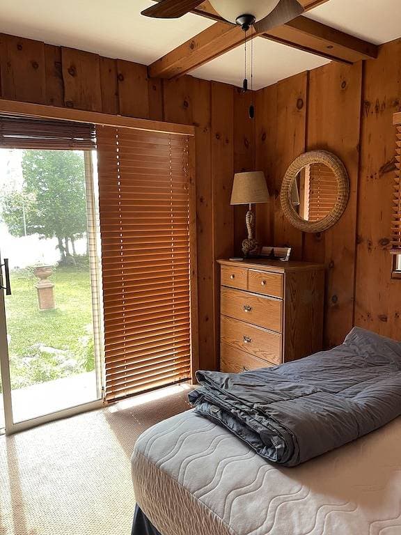 Foto 13 von 20: Shadwell, beautiful private setting on Font Lake