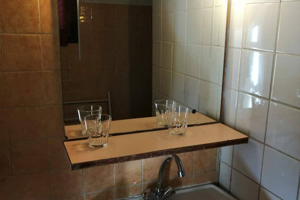Foto 9 von 19: Strand <50m. Ausgestatteter Balkon. Parkplatz. Auto- und Fahrradoptionen. WLAN. Zahlreiche Aktivitäten