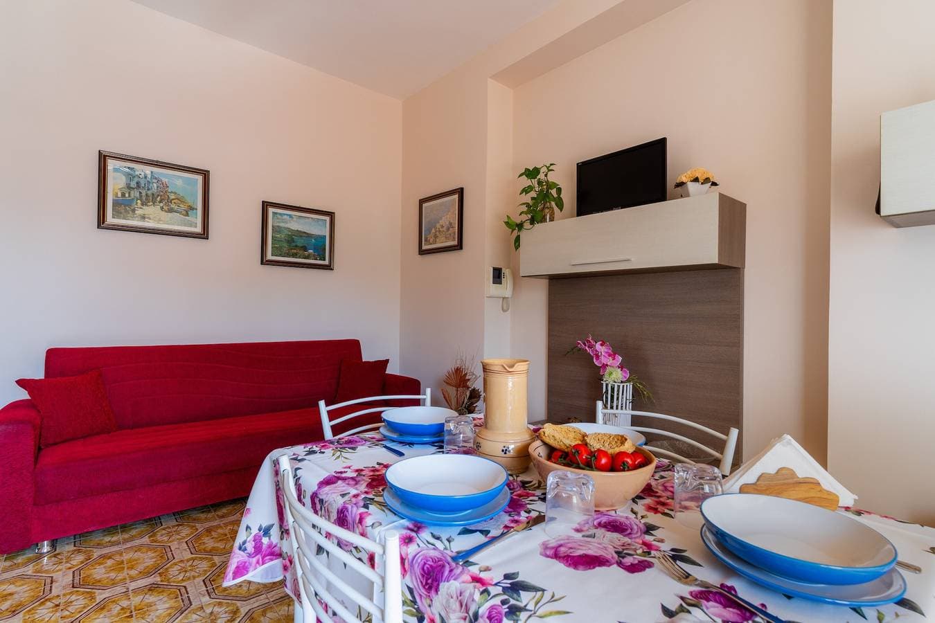 Foto 4 von 22: Ferienwohnung "Casa Vacanze Lu Pizzu Di Nardó" mit 2 privaten Terrassen, Balkon und WLAN