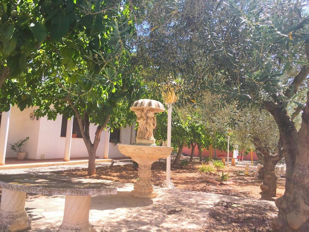 Hotel Bon Lloc 1
