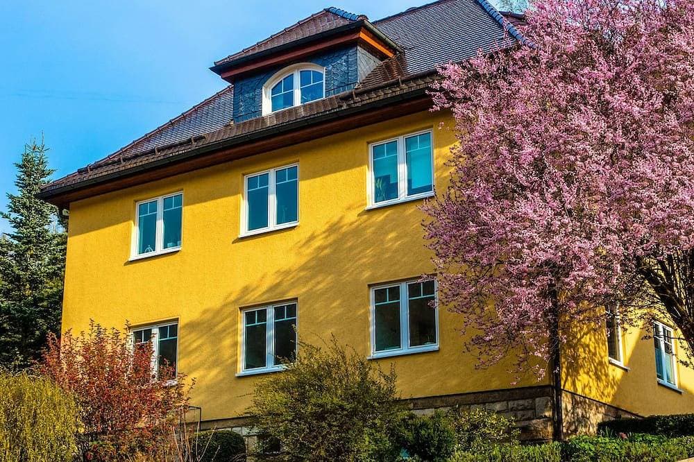Entspannender Rückzugsort mit Terrasse 1