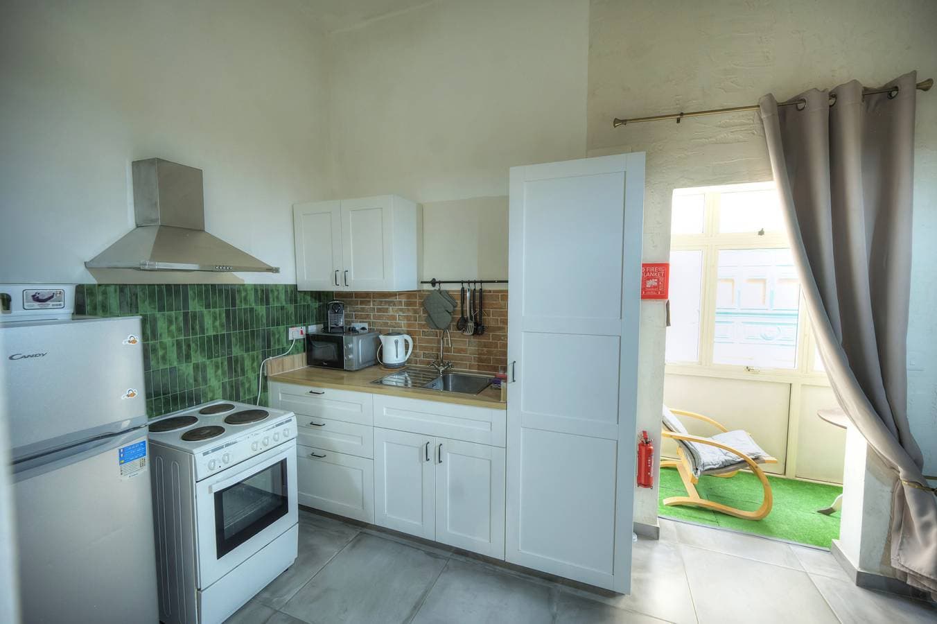 Foto 5 von 35: Ferienwohnung für 5 Personen mit Balkon
