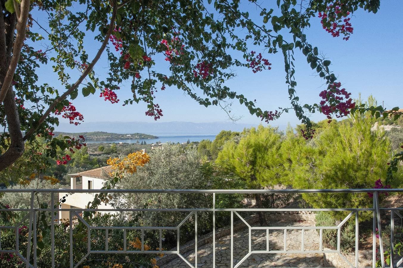 Foto 9 von 32: Villa für 12 Personen mit Garten