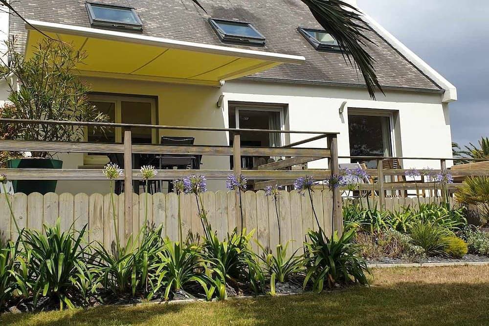Beaches at 100 M -Sauna - Leisure, Relaxation - Family oriented, Quiet, Enclosed land. 4**** 1