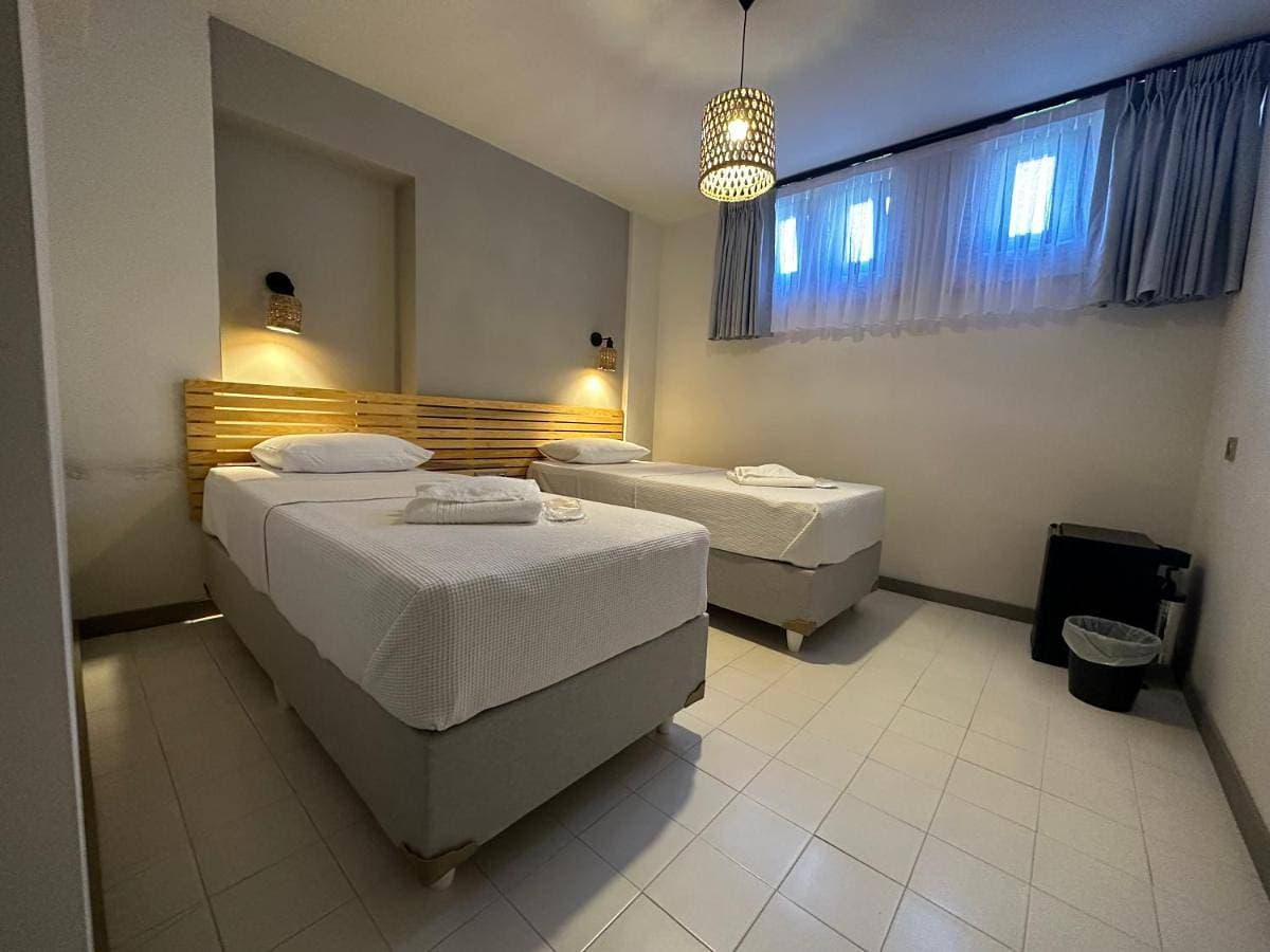 Foto 2 von 8: Small Double Room