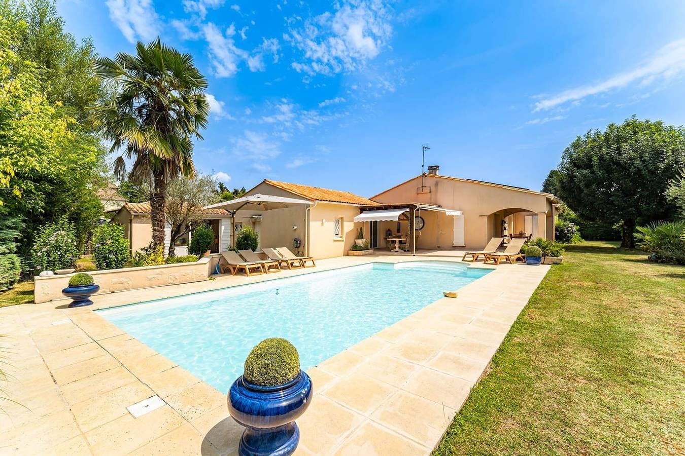 Villa 1