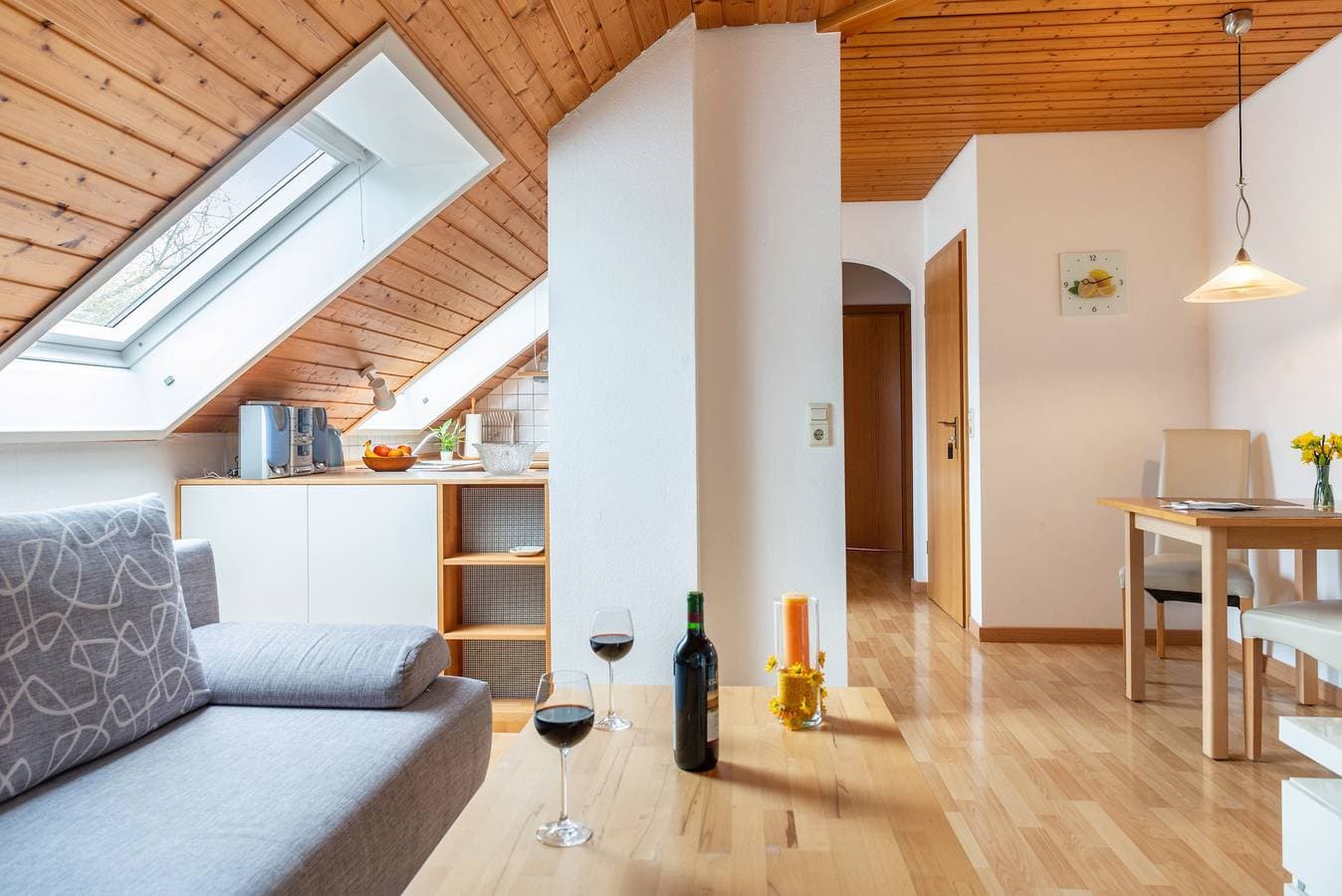 Foto 5 von 23: Haus Annette - Ferienwohnung 'Nr 2' mit Balkon und Wi-Fi