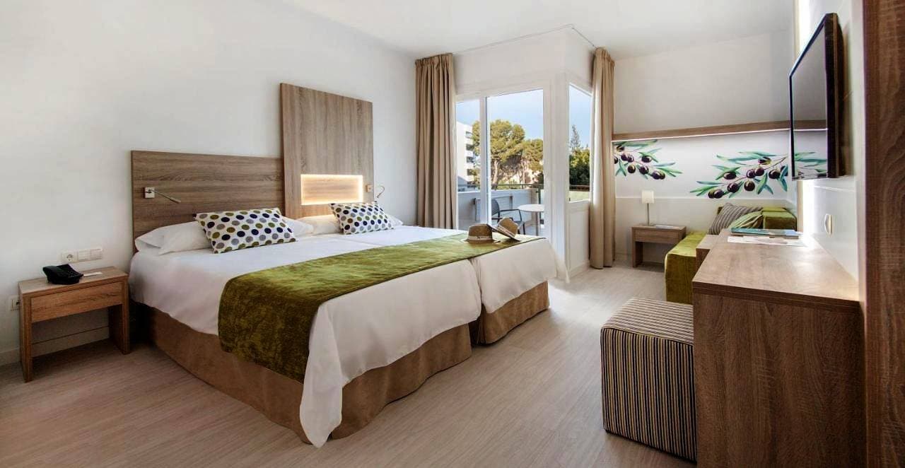 Foto 4 von 13: Double Room with Balcony (2 Adults)