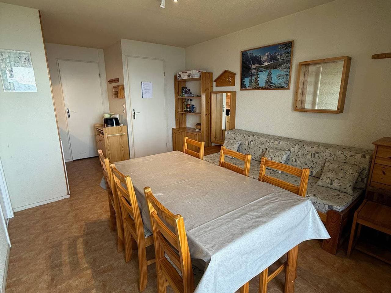 2-Zimmer-Kabine für 5 am Pistenrand, Talblick, Balkon 1