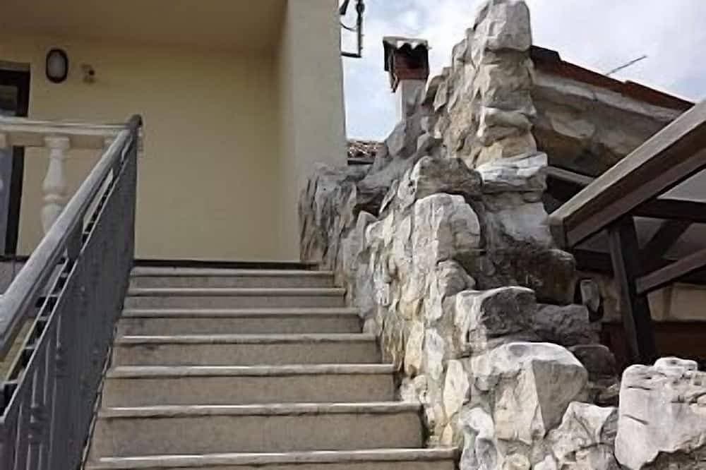 Foto 12 von 29: Villa mit Swimmingpool in einem malerischen istrischen Dorf