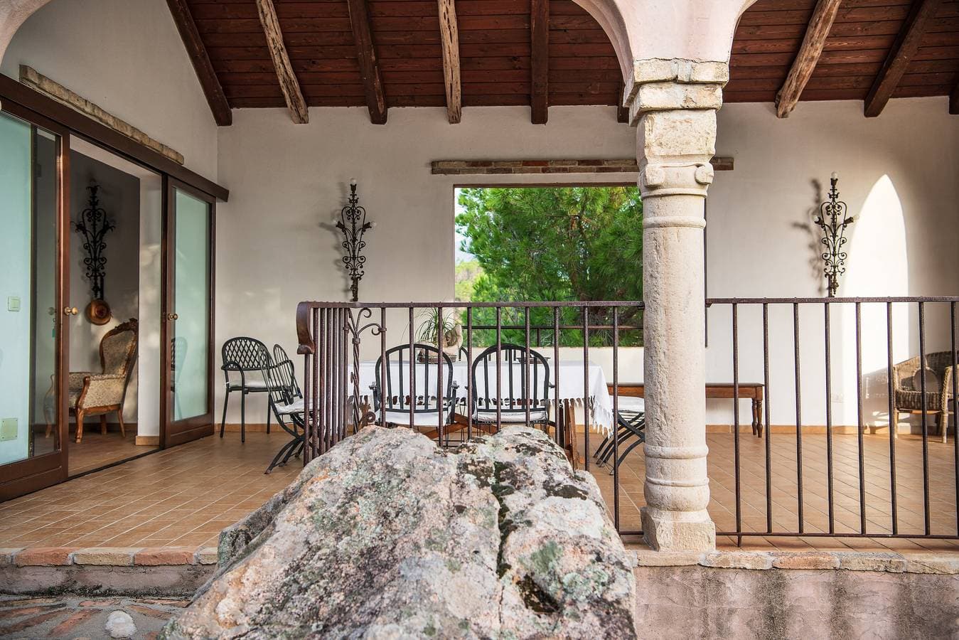 Foto 5 von 29: Villa Fiorita – Ruhige Landhausvilla mit Pool und Meerblick in Sardinien