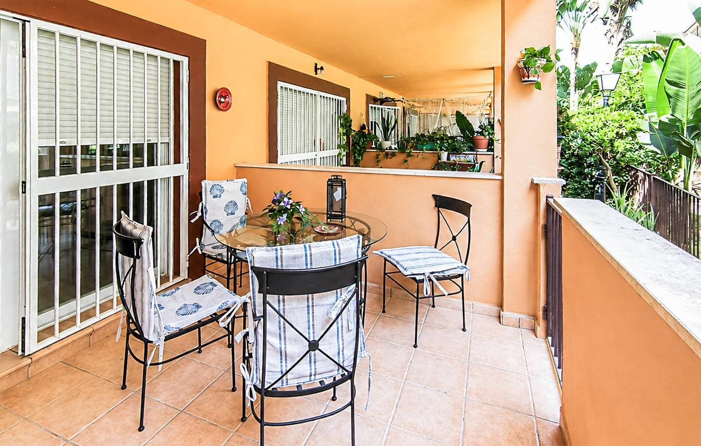 Foto 2 von 15: Gemütliche Ferienwohnung mit Pool, Terrasse und Strandzugang in der Nähe von La Duquesa