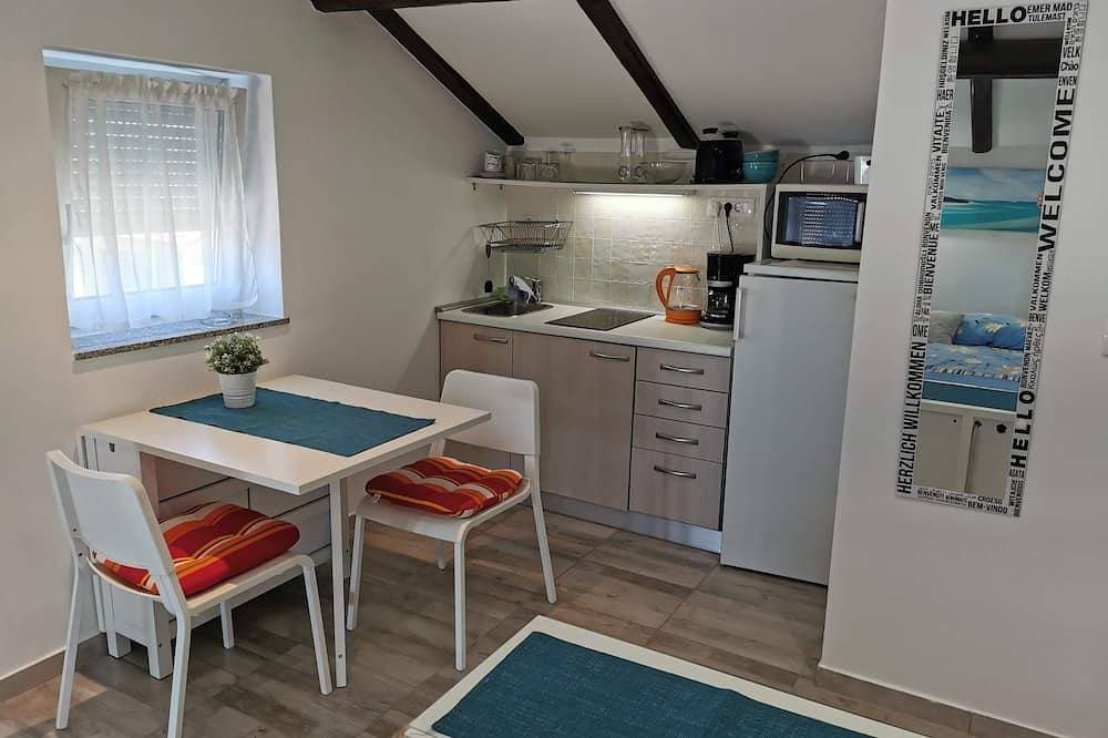 Foto 4 von 6: Modern eingerichte Studiowohnung