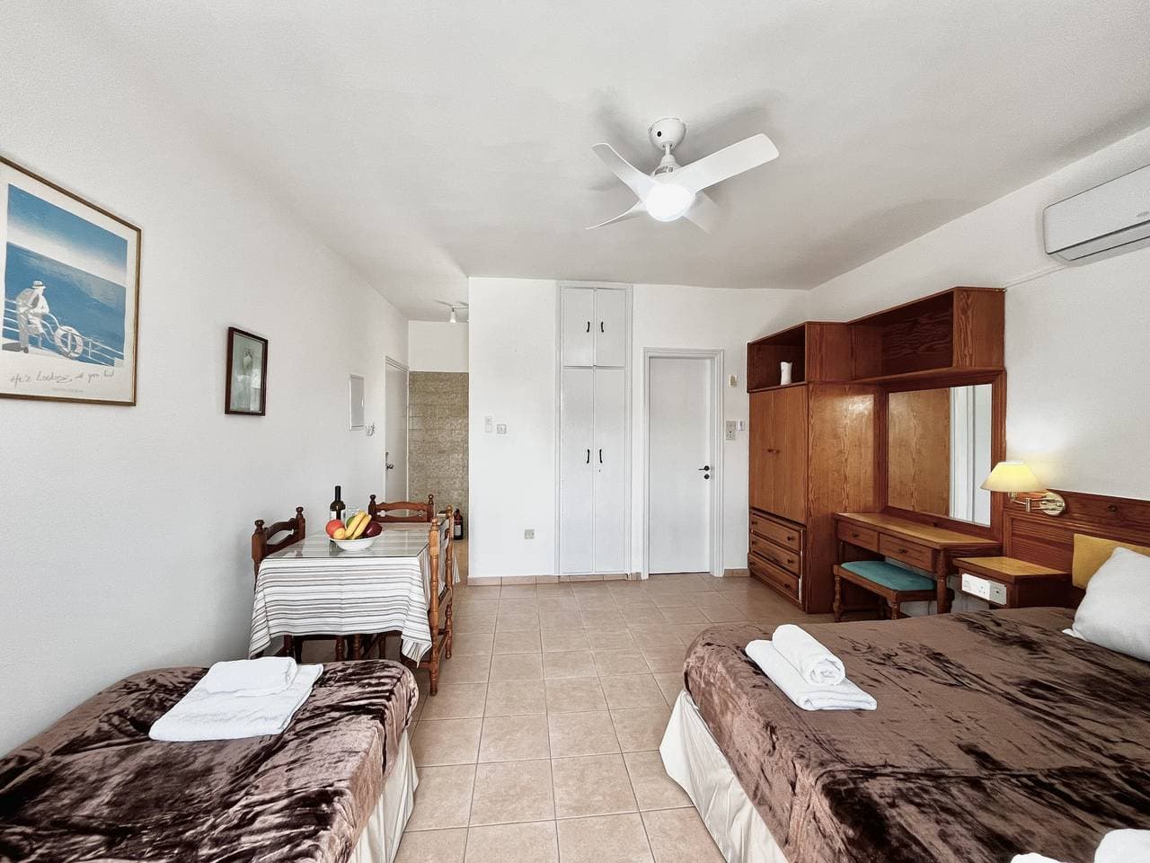 Foto 4 von 38: 79 An - Stay Nissi Chrysland Studio 215