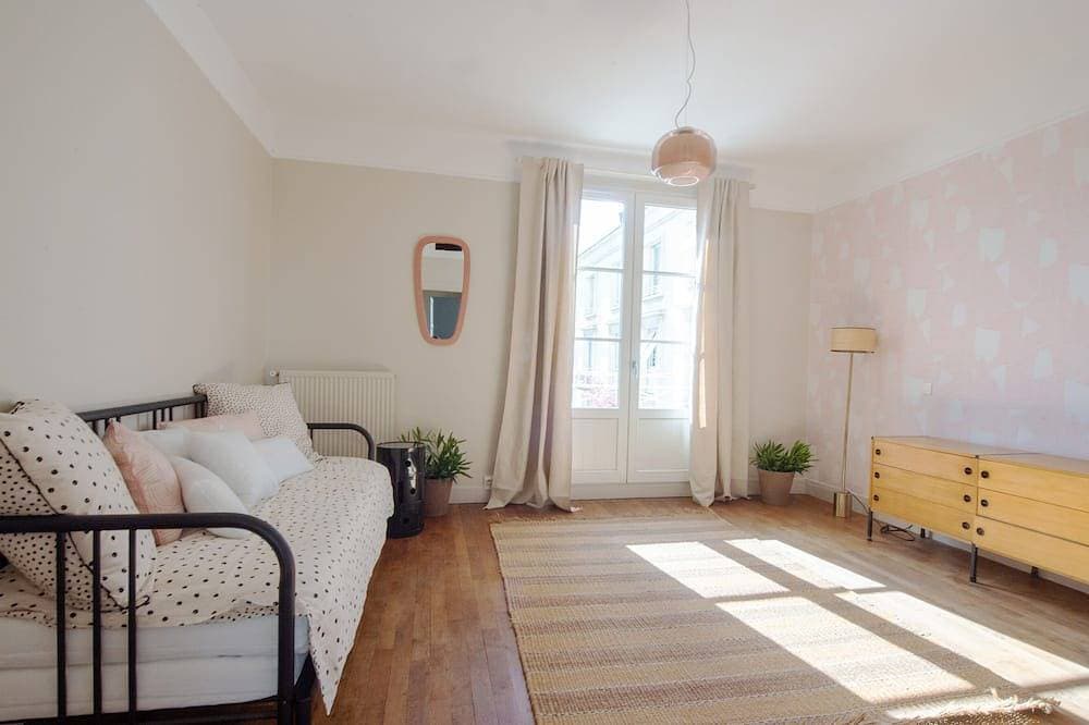 Foto 12 von 27: Une Adresse Chic et Spacieuse en Plein Centre de Tours