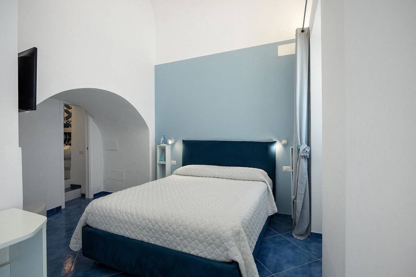 Foto 8 von 31: Zimmer 'Amalfi Sea View' mit Meerblick, WLAN und Klimaanlage