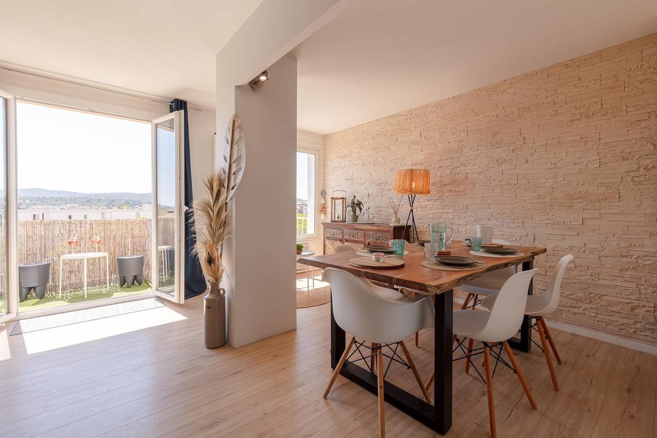 Foto 2 von 17: Ferienwohnung für 4 Personen mit Balkon