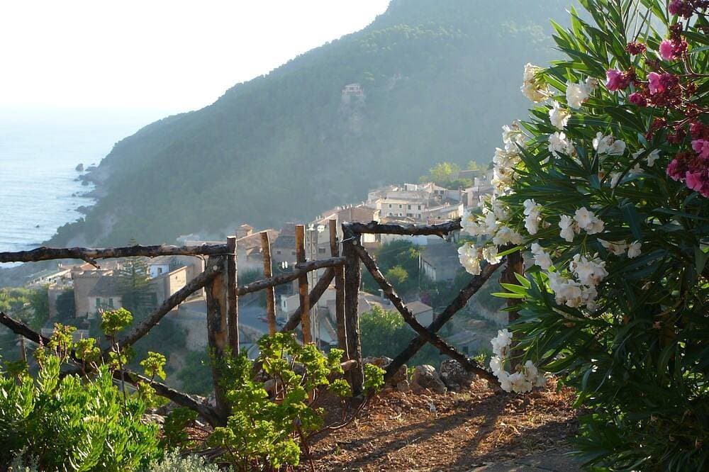 Foto 11 von 30: Rustic finca in a quiet location with pool and panoramic sea and mountain views