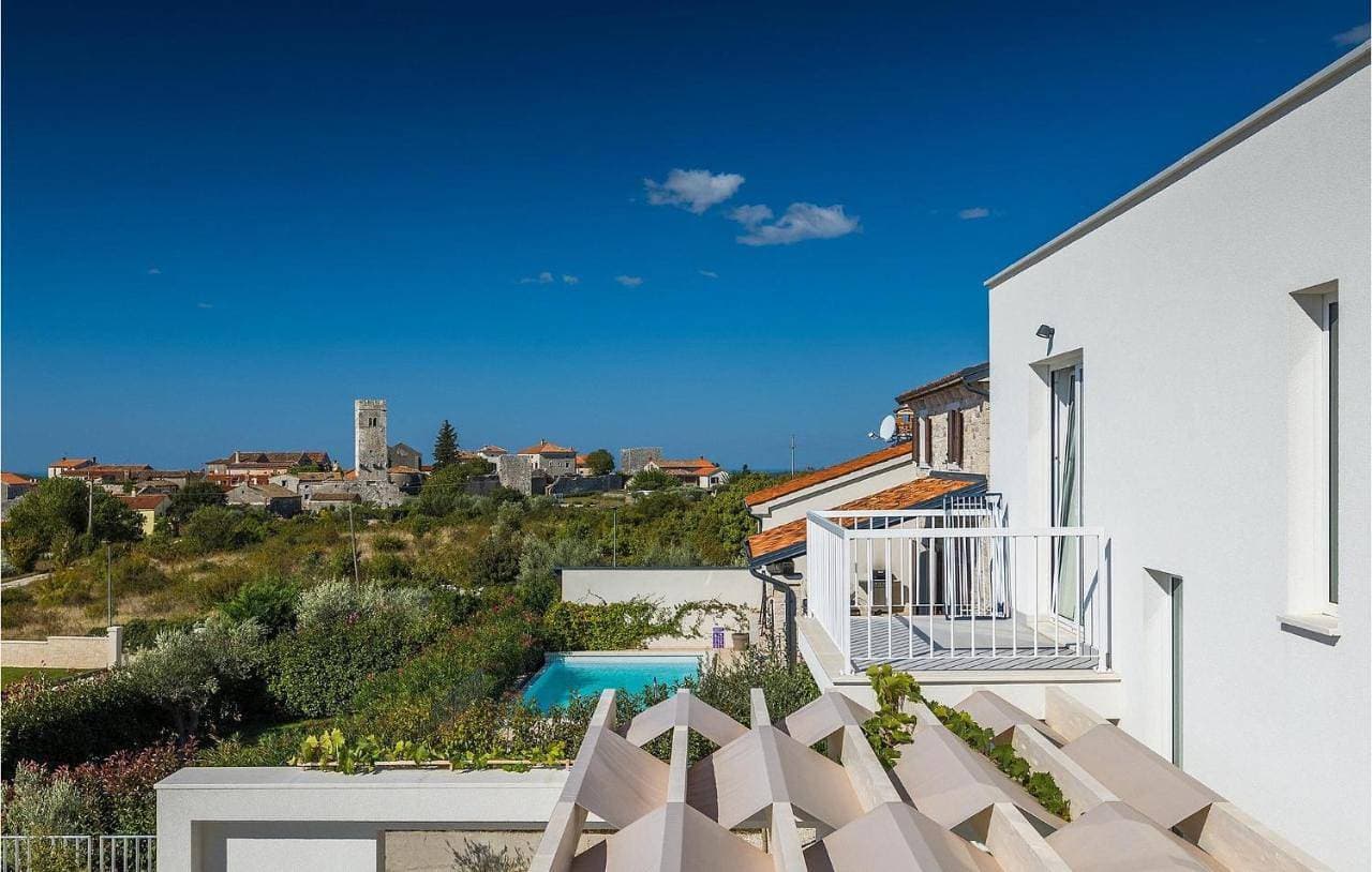 Foto 7 von 40: Four-Bedroom Holiday Home