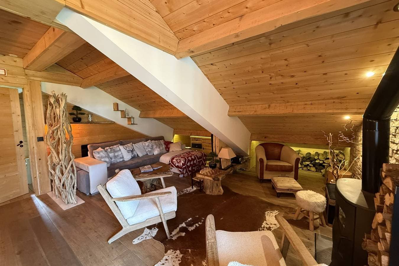 Foto 3 von 24: Ferienwohnung für 8 Personen mit Balkon