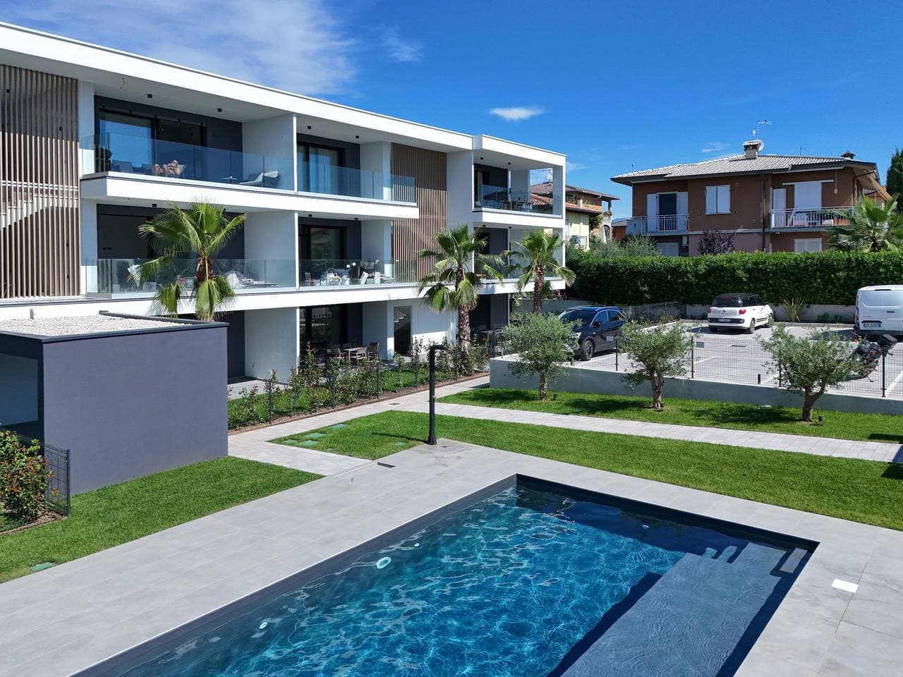Foto 4 von 29: Mgh Luxury - Palms Residence Sirmione N2