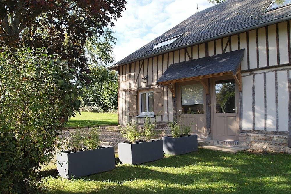 Charmant Gîte à la Campagne Proche de Deauville 1