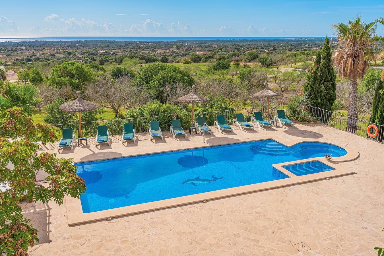 Foto 2 von 30: Ferienhaus Finca Can Roca mit Meerblick, Pool und WLAN