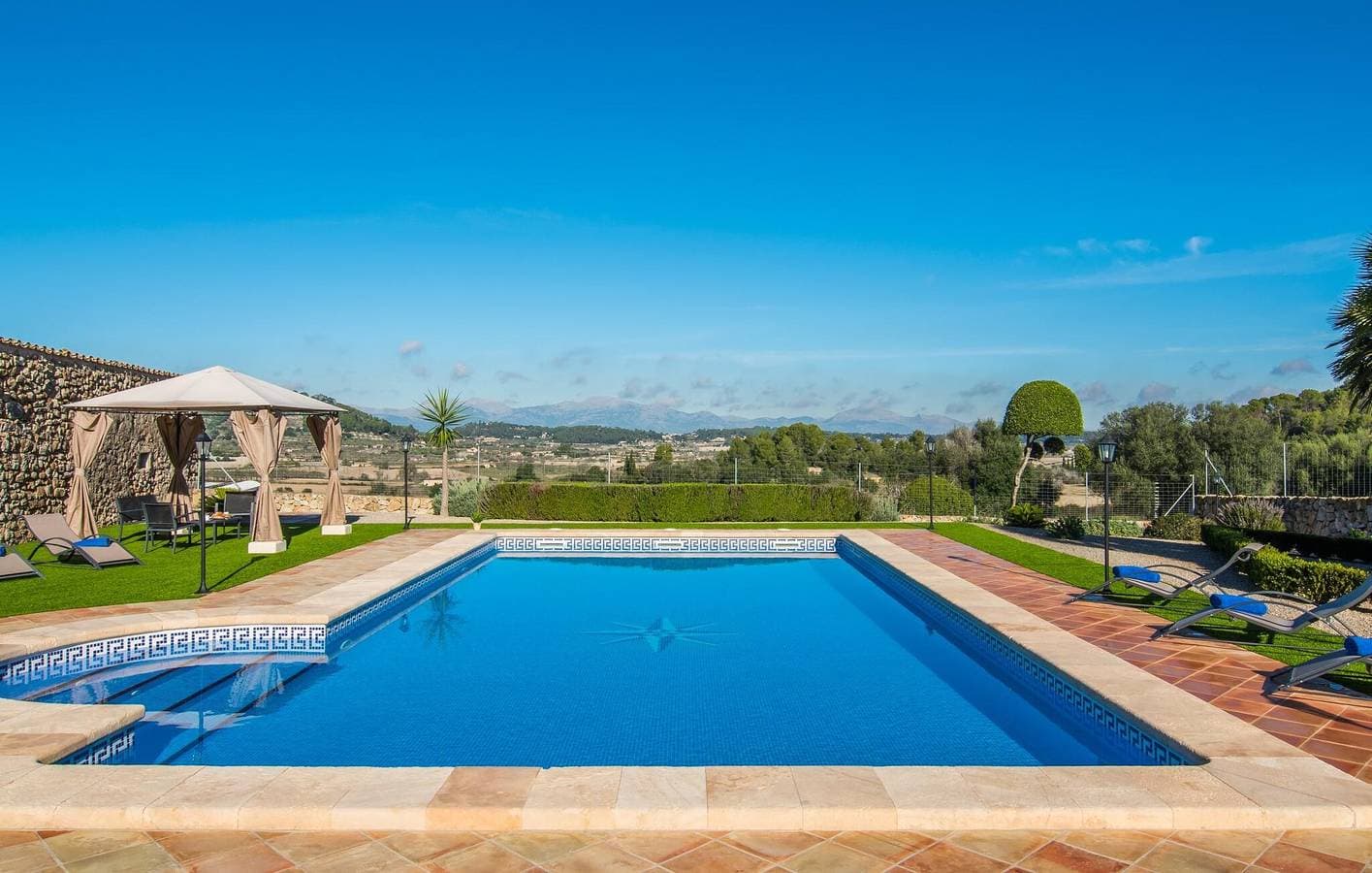 Foto 9 von 46: Sant Joan Wohnung mit Pool & Terrasse
