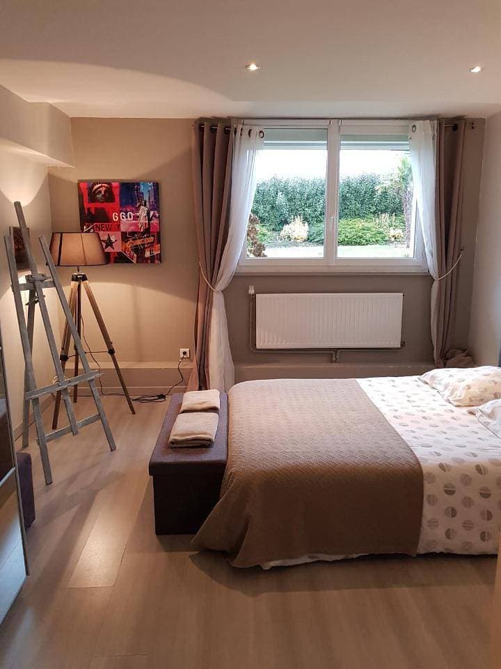 Foto 9 von 34: Five-Bedroom House