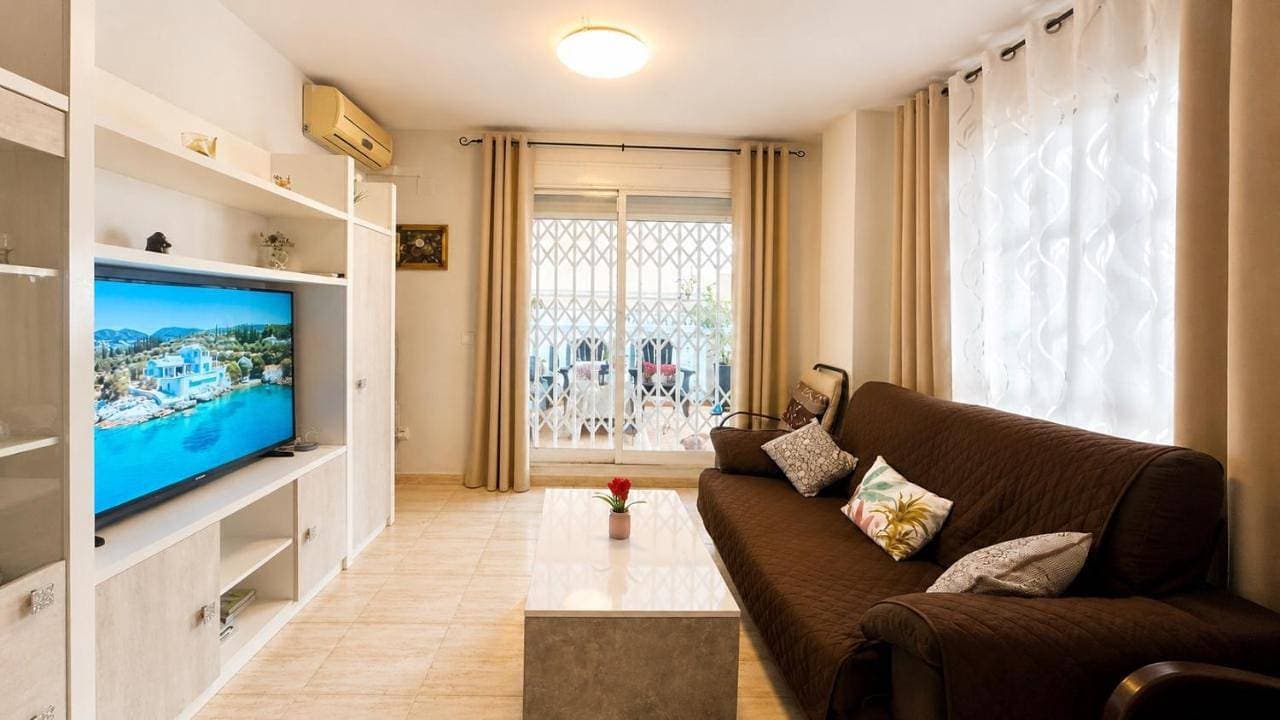 Foto 5 von 43: Two-Bedroom Apartment with Terrace and Sea View
