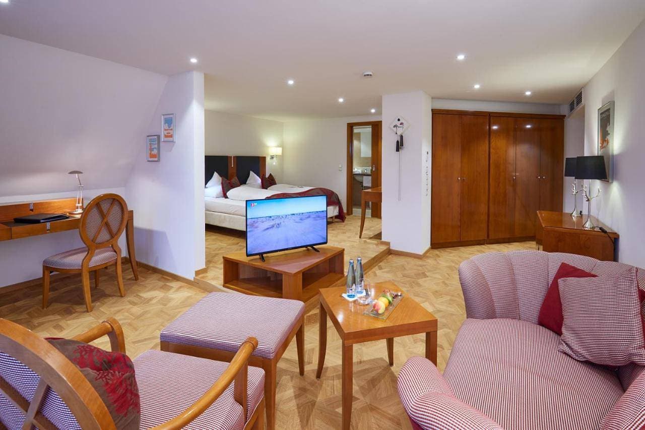 Foto 4 von 10: Suite with Balcony